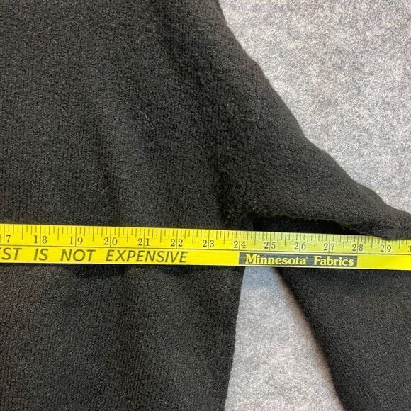 TORRID Sweater Size 2X Black Red Sequin Plaid Lips Crew Neck Pullover Festive - Picture 10 of 16